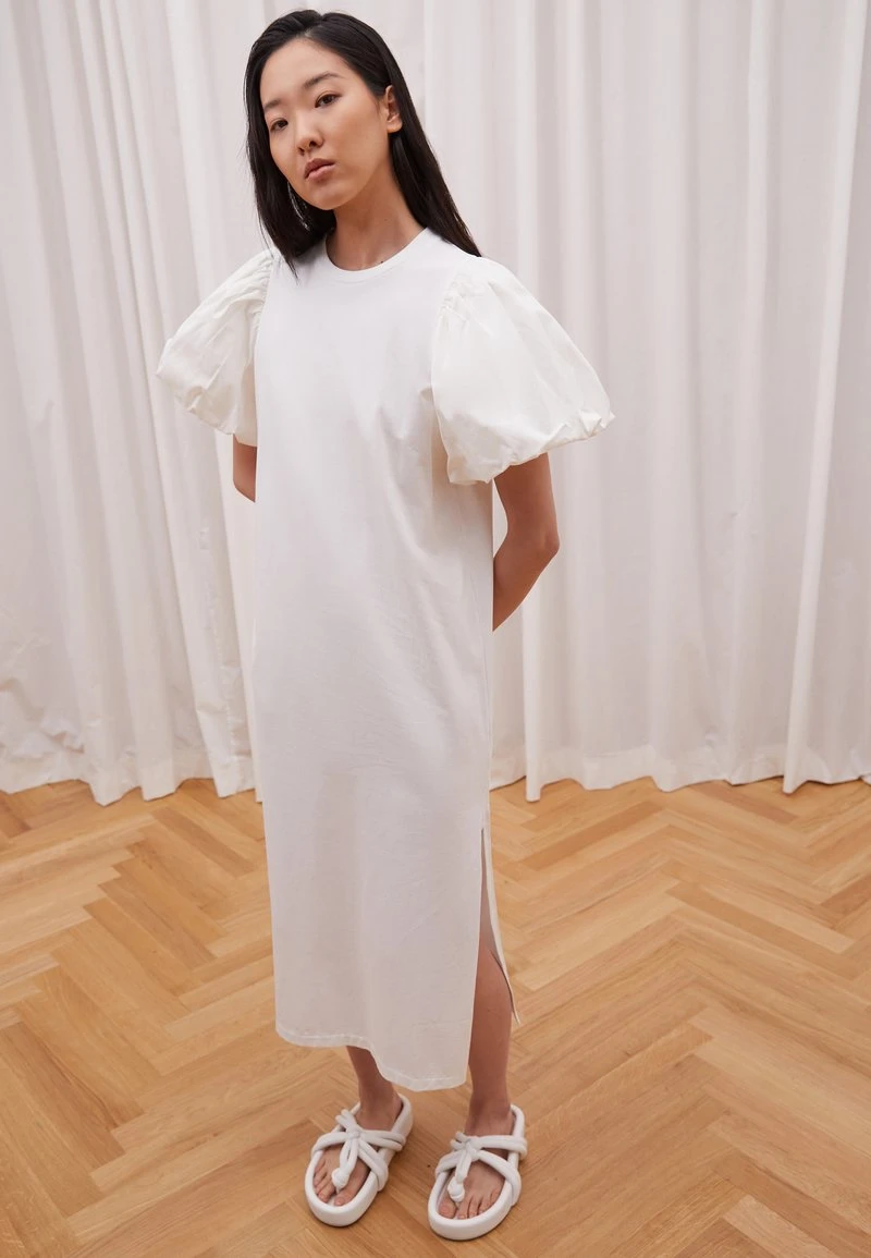 Mother Of Pearl DRESS WITH PUFFBALL SLEEVE - Jerseykleid - White 1 Mother Of Pearl DRESS WITH PUFFBALL SLEEVE - Jerseykleid - White
