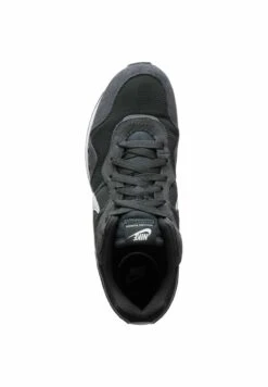 Nike Sportswear VENTURE RUNNER - Sneaker Low - Dk Smoke Grey Pure Platinum -Friboo Verkauf Geschaft d1fd0456379740dca9a331c08fe3d0aa