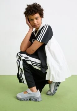 Adidas Originals R3CD TRACK PANTS - Tracksuit Bottoms - Black -Friboo Verkauf Geschaft d3f27edeca2f4b758c4d2ef55a768628