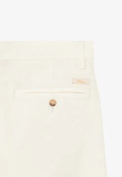 DOUBLE PLEATED UNISEX - Shorts - Antique White 15 DOUBLE PLEATED UNISEX - Shorts - Antique White -Friboo Verkauf Geschaft d69efc74c6a24757ae28d9aeb791a35d