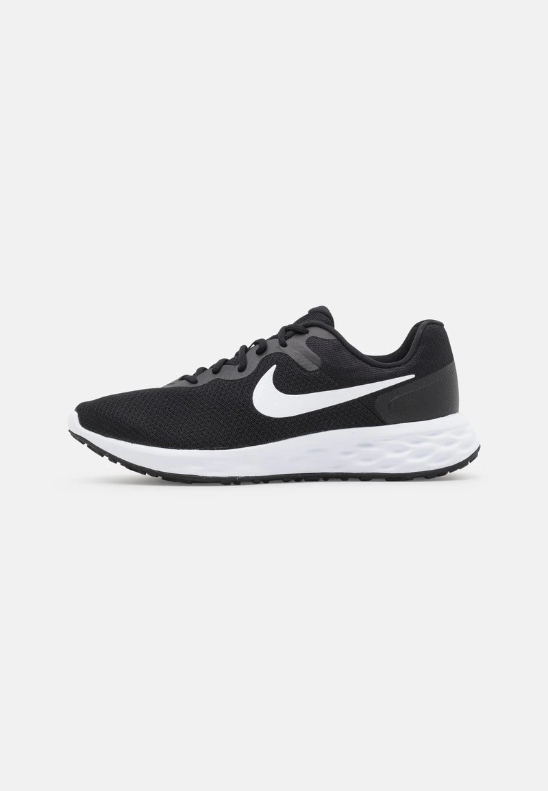Nike Performance REVOLUTION 6 - Laufschuh Neutral - Black/white/iron Grey 1 Nike Performance REVOLUTION 6 - Laufschuh Neutral - Black/white/iron Grey