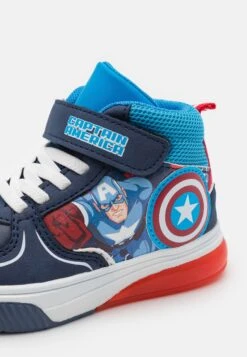 Friboo MARVEL CAPTAIN AMERICA BLINKING SHOES - Sneaker High - Dark Blue/blue -Friboo Verkauf Geschaft db005d569b654c84a54031a776a5a924