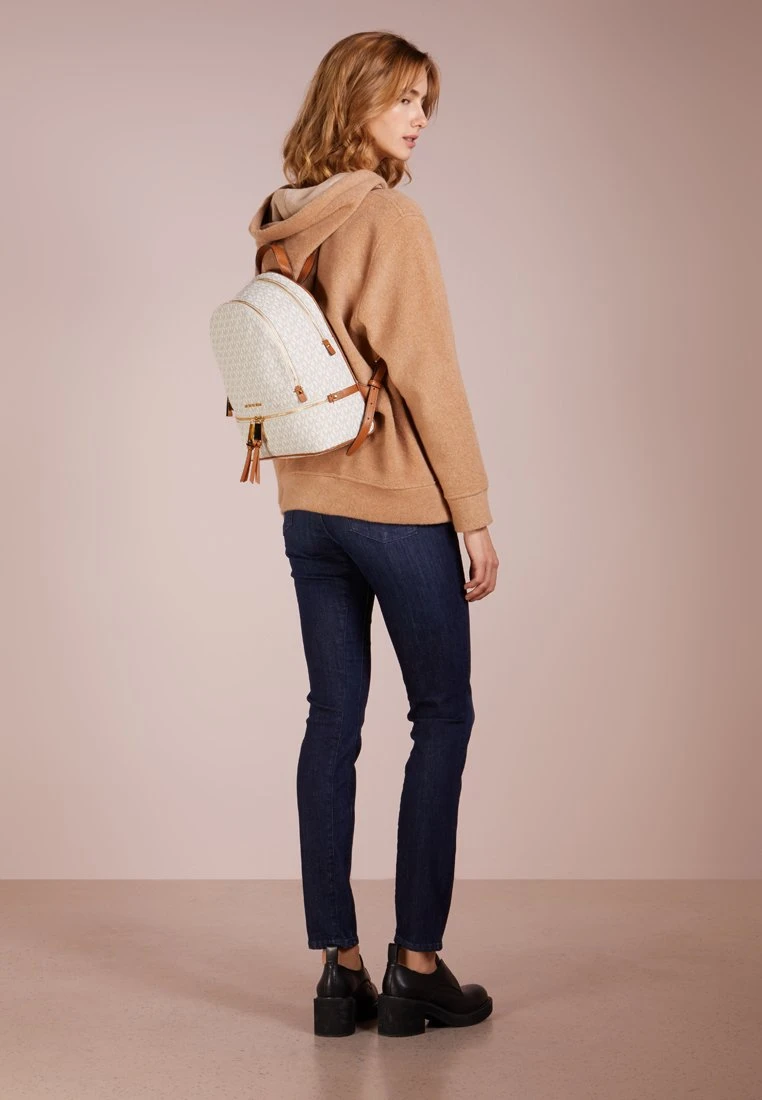 MICHAEL Michael Kors RHEA ZIP BACK PACK - Rucksack - Vanilla 2 MICHAEL Michael Kors RHEA ZIP BACK PACK - Rucksack - Vanilla – Bild 2
