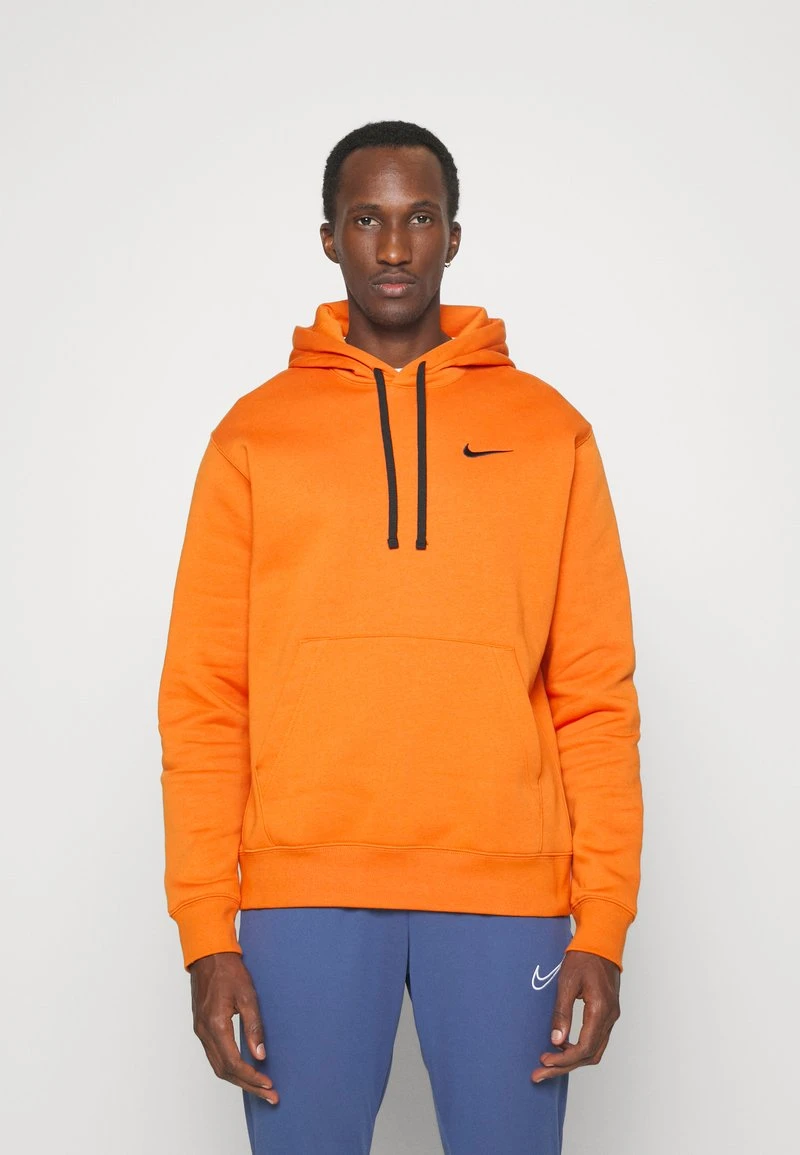 Nike Performance NETHERLANDS KNVB CLUB HOODIE - Nationalmannschaft - Campfire Orange/black 1 Nike Performance NETHERLANDS KNVB CLUB HOODIE - Nationalmannschaft - Campfire Orange/black