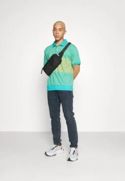 Jeans Straight Leg - Sugar High 10 Jeans Straight Leg - Sugar High -Friboo Verkauf Geschaft f4c436cb5370463ca9f31d571acdc563