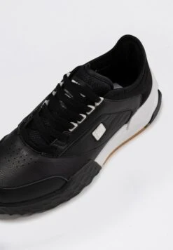 Fila MODERN T - Sneaker Low - Black 11 Fila MODERN T - Sneaker Low - Black -Friboo Verkauf Geschaft fa2a4d8817334e1792c7b72020088554