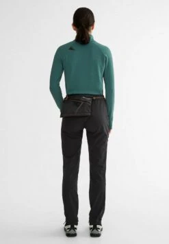 Klättermusen ALGIR ACCESSORY BAG MEDIUM - Cross Body Bag - Raven 9 Klättermusen ALGIR ACCESSORY BAG MEDIUM - Cross Body Bag - Raven -Friboo Verkauf Geschaft fad733f895354c7eb23df092a00e3824