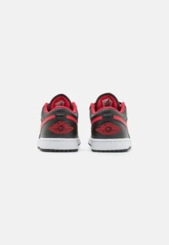 AIR JORDAN 1 - Sneaker Low - Black/fire Red/white 8 AIR JORDAN 1 - Sneaker Low - Black/fire Red/white -Friboo Verkauf Geschaft fc1db364fbcd4dd7949fac23d5e62692